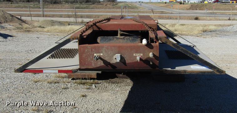 image for item DD3832 1992 Witz RG-50 low boy equipment trailer