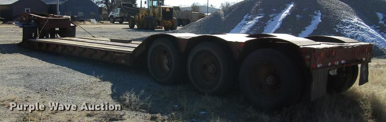 image for item DD3832 1992 Witz RG-50 low boy equipment trailer