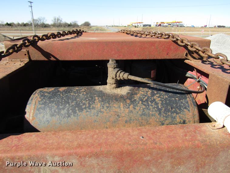 image for item DD3832 1992 Witz RG-50 low boy equipment trailer