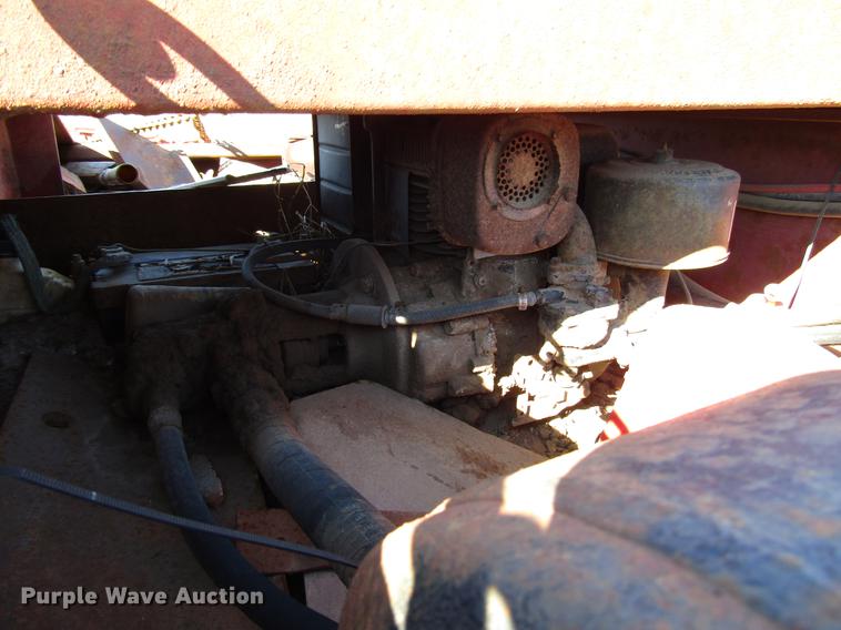 image for item DD3832 1992 Witz RG-50 low boy equipment trailer