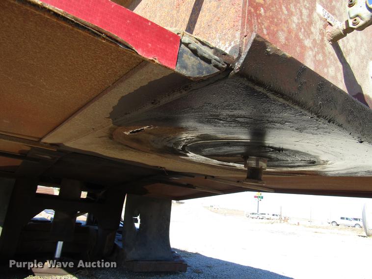 image for item DD3832 1992 Witz RG-50 low boy equipment trailer