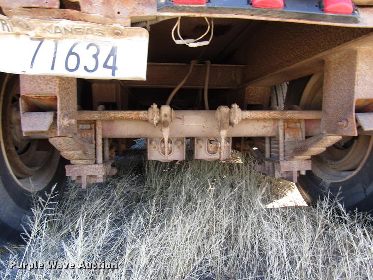 image for item DD3832 1992 Witz RG-50 low boy equipment trailer