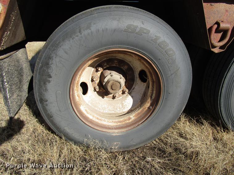 image for item DD3832 1992 Witz RG-50 low boy equipment trailer