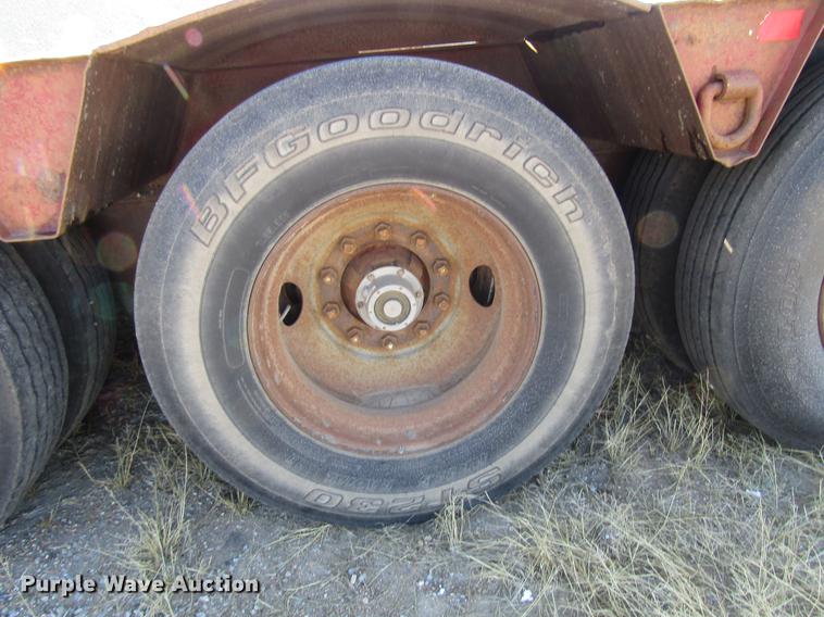 image for item DD3832 1992 Witz RG-50 low boy equipment trailer