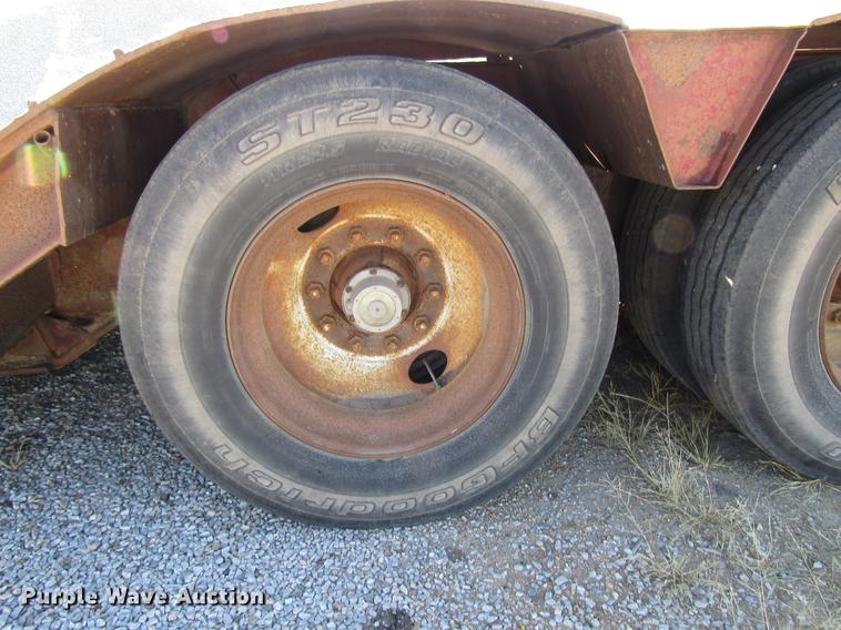 image for item DD3832 1992 Witz RG-50 low boy equipment trailer