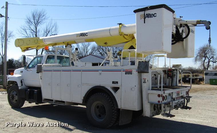 image for item DD3834 1997 Chevrolet C7500 bucket truck