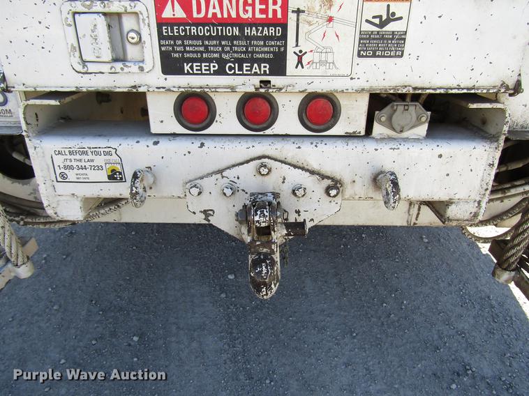 image for item DD3834 1997 Chevrolet C7500 bucket truck