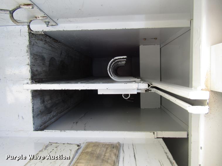 image for item DD3834 1997 Chevrolet C7500 bucket truck