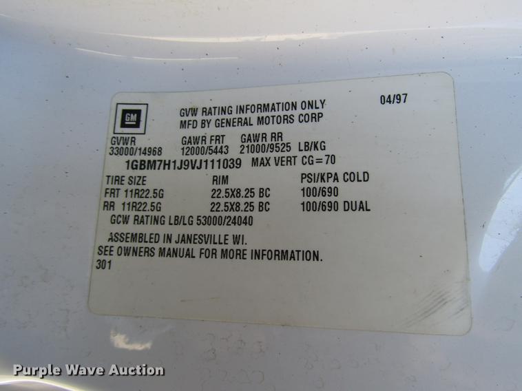 image for item DD3834 1997 Chevrolet C7500 bucket truck