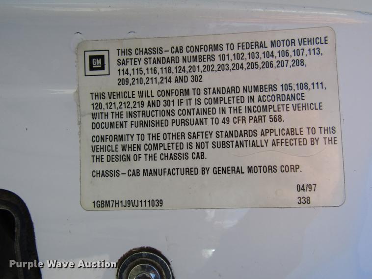 image for item DD3834 1997 Chevrolet C7500 bucket truck