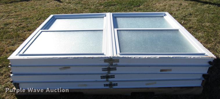 image for item DD3839 (11) frosted windows