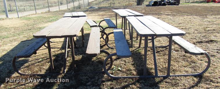 image for item DD3842 (4) picnic tables