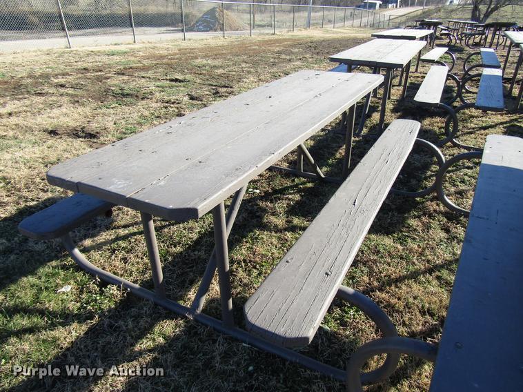 image for item DD3844 (6) picnic tables