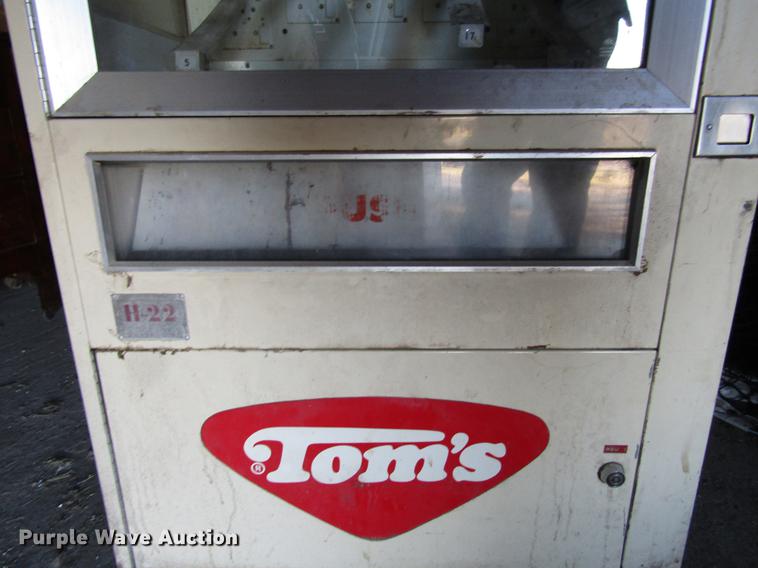 image for item DD3845 Vending machine