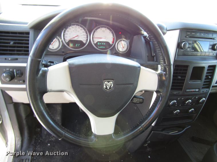 image for item DD3882 2010 Dodge Grand Caravan van