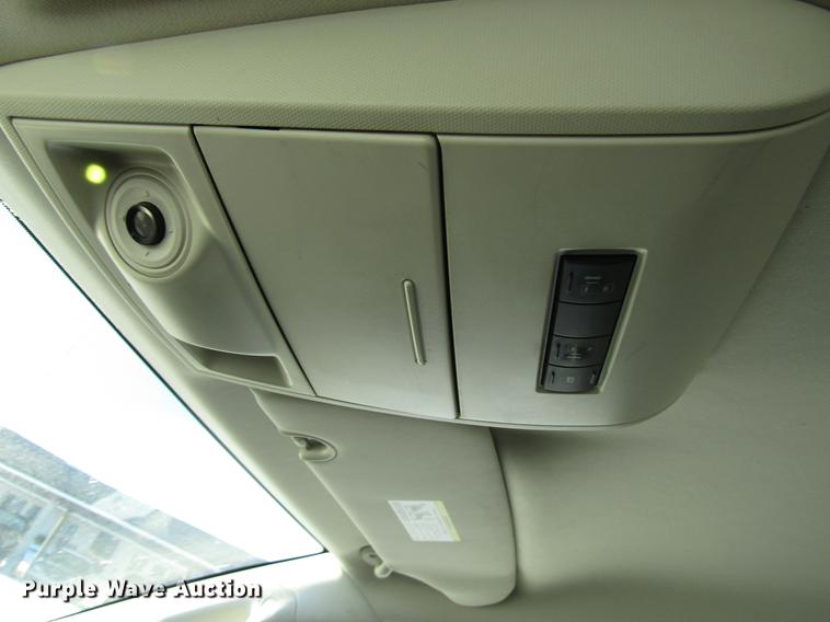 image for item DD3882 2010 Dodge Grand Caravan van