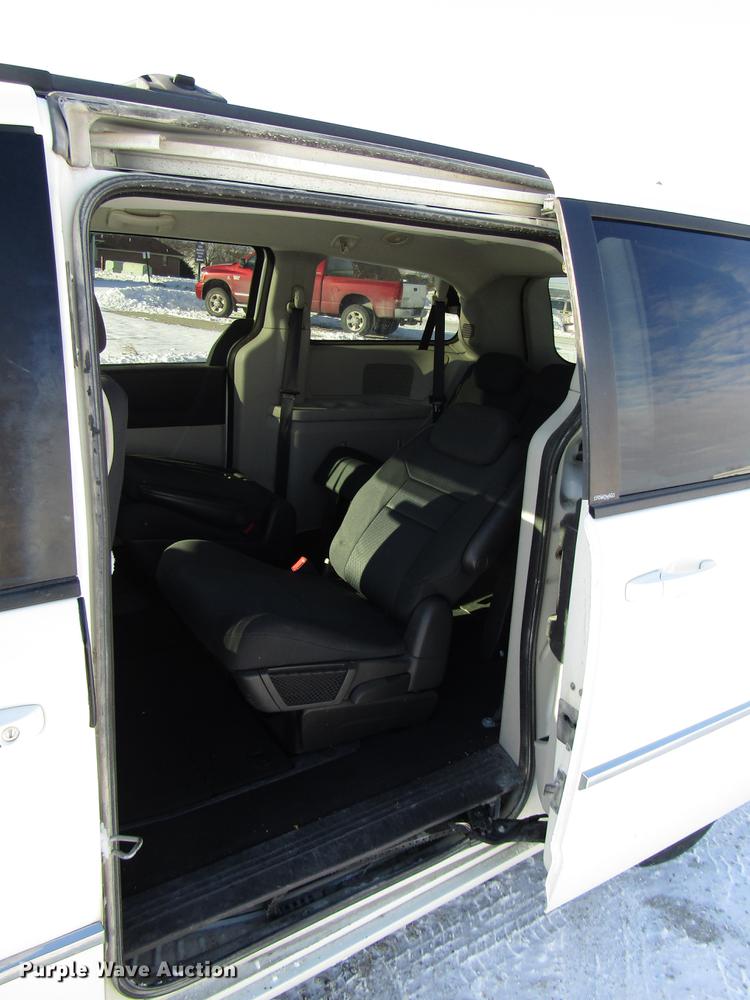 image for item DD3882 2010 Dodge Grand Caravan van