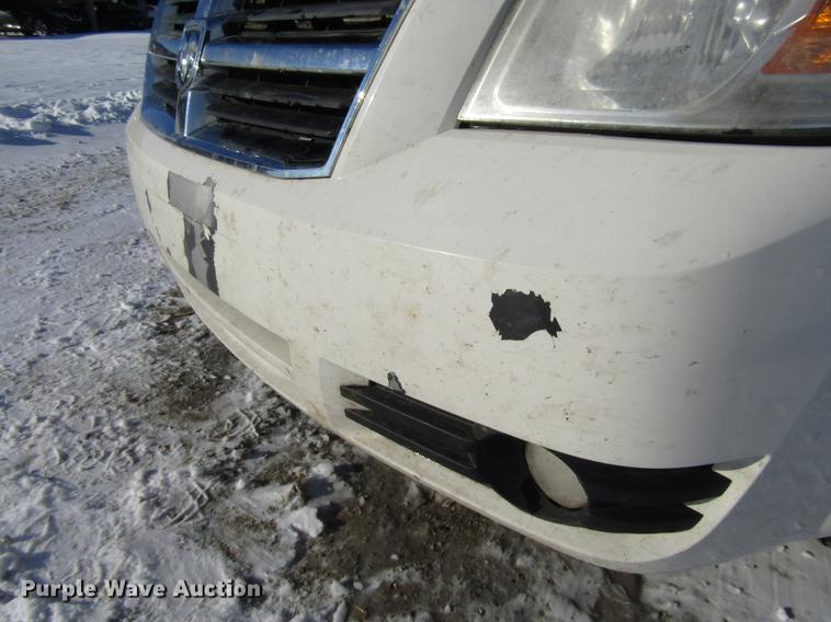 image for item DD3882 2010 Dodge Grand Caravan van