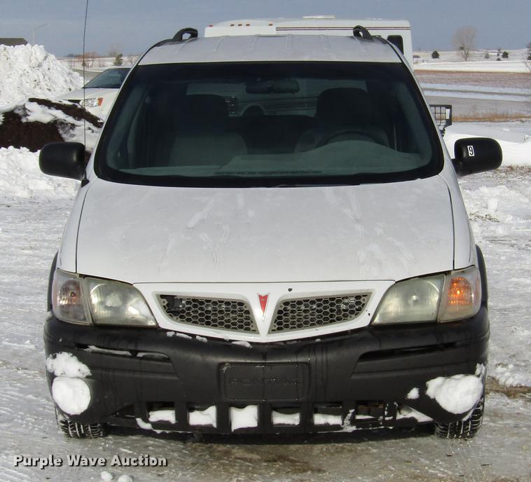 image for item DD3883 2004 Pontiac Montana van