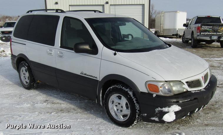 image for item DD3883 2004 Pontiac Montana van