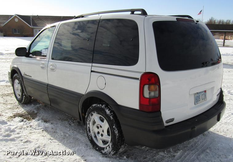 image for item DD3883 2004 Pontiac Montana van