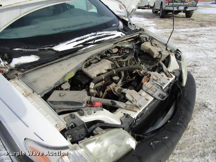 image for item DD3883 2004 Pontiac Montana van