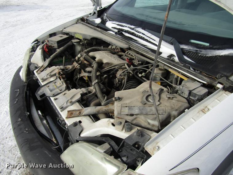 image for item DD3883 2004 Pontiac Montana van