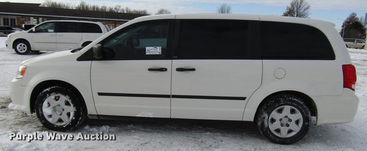 image for item DD3884 2013 Dodge Grand Caravan van
