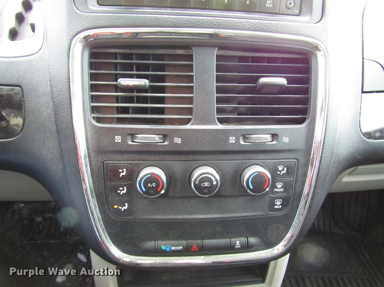 image for item DD3884 2013 Dodge Grand Caravan van