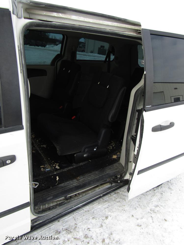 image for item DD3884 2013 Dodge Grand Caravan van