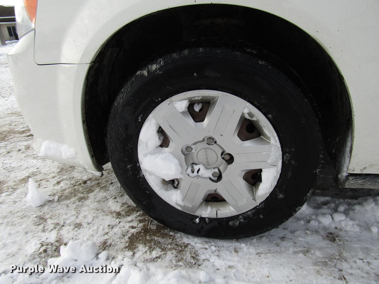 image for item DD3884 2013 Dodge Grand Caravan van