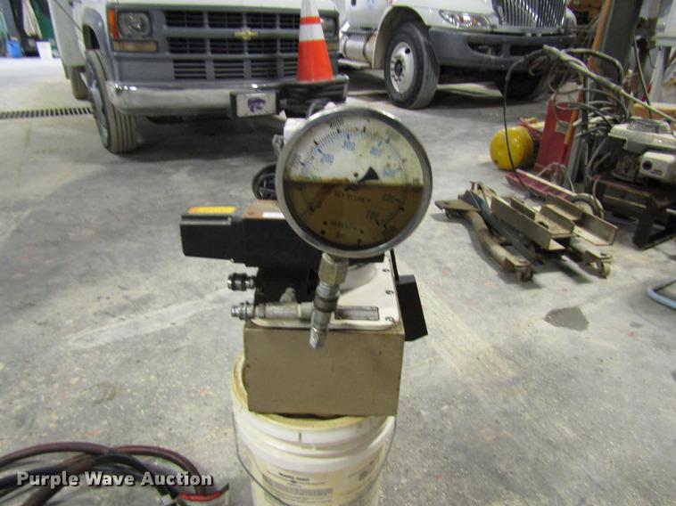 image for item DD3886 Hytorc C hydraulic power unit