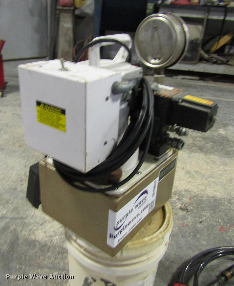 image for item DD3886 Hytorc C hydraulic power unit