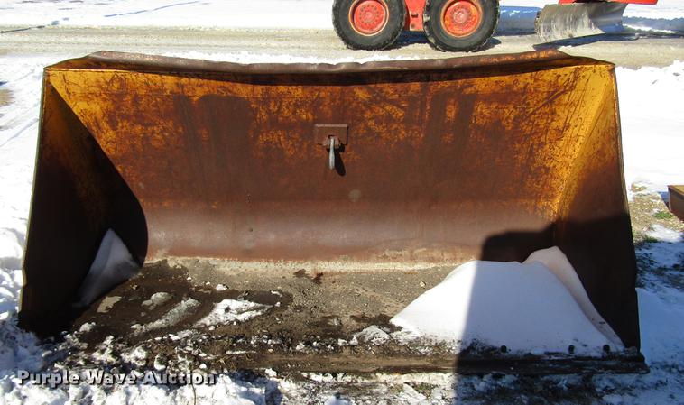 image for item DD3888 Case W14B wheel loader bucket