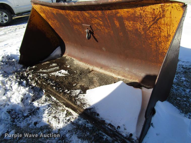 image for item DD3888 Case W14B wheel loader bucket