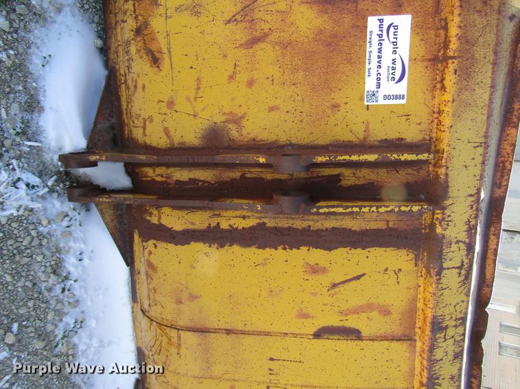 image for item DD3888 Case W14B wheel loader bucket