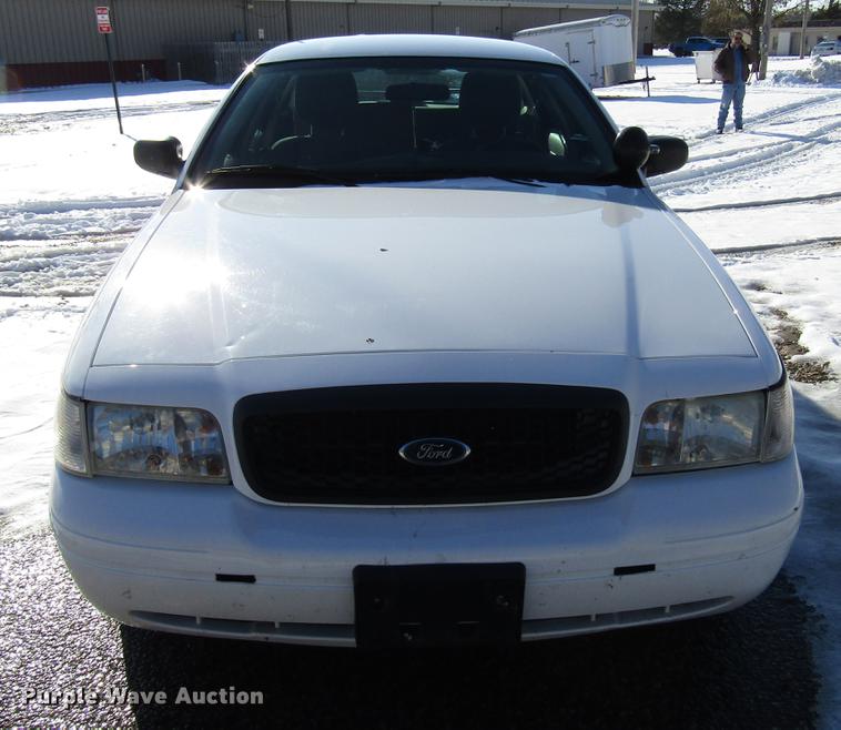 image for item DD3889 2011 Ford Crown Victoria Police Interceptor