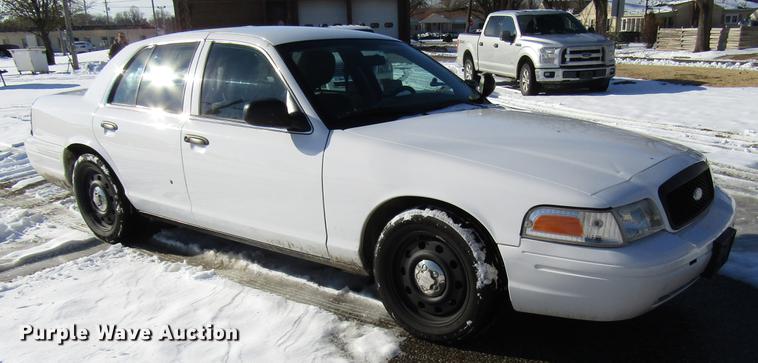 image for item DD3889 2011 Ford Crown Victoria Police Interceptor