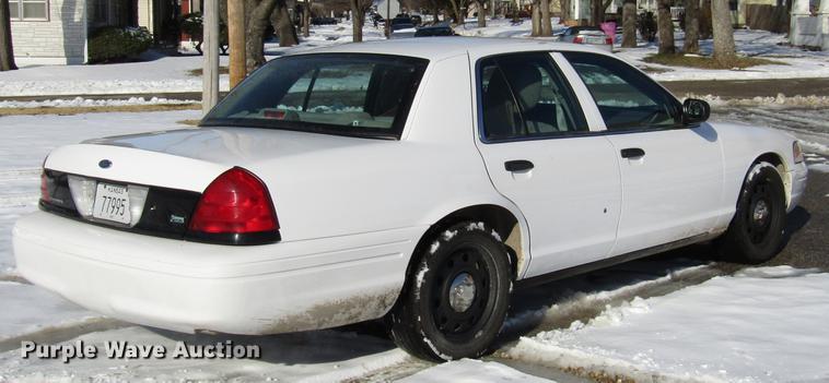 image for item DD3889 2011 Ford Crown Victoria Police Interceptor