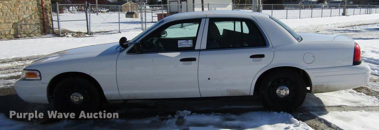 image for item DD3889 2011 Ford Crown Victoria Police Interceptor