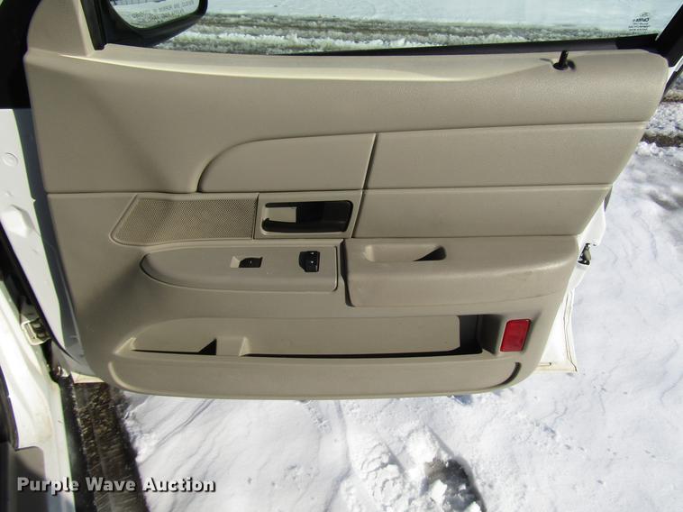 image for item DD3889 2011 Ford Crown Victoria Police Interceptor