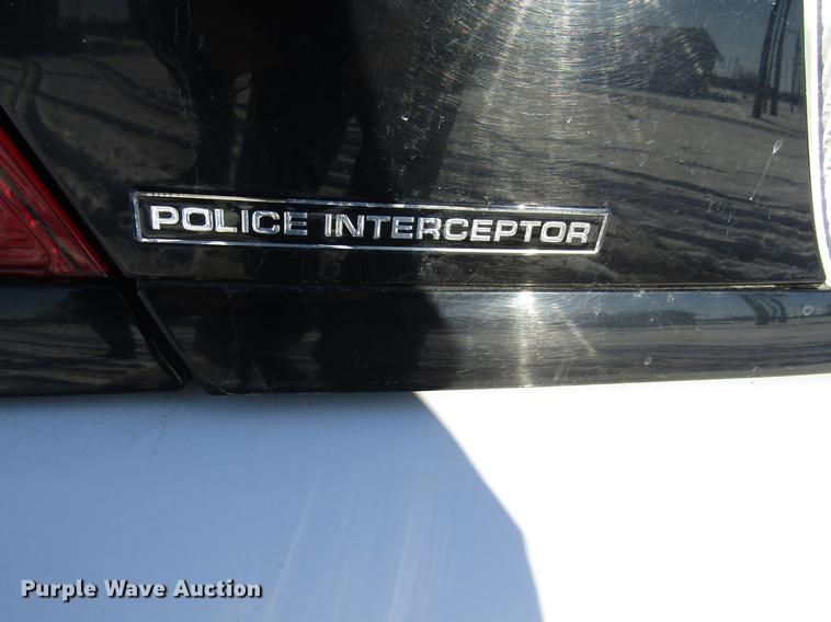 image for item DD3889 2011 Ford Crown Victoria Police Interceptor