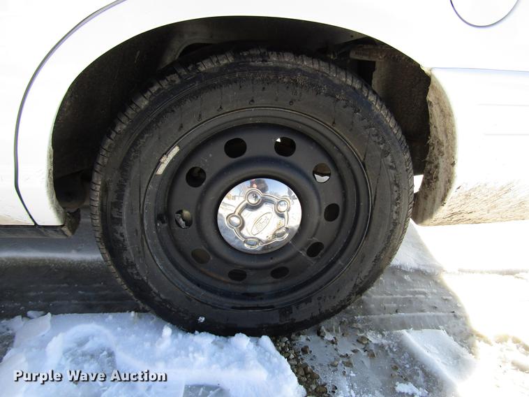 image for item DD3889 2011 Ford Crown Victoria Police Interceptor