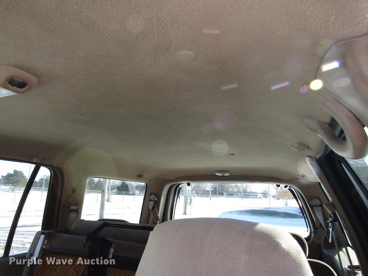 image for item DD3890 1998 Ford Expedition Eddie Bauer SUV