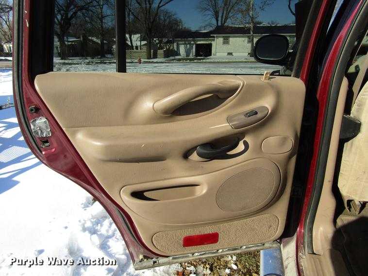 image for item DD3890 1998 Ford Expedition Eddie Bauer SUV