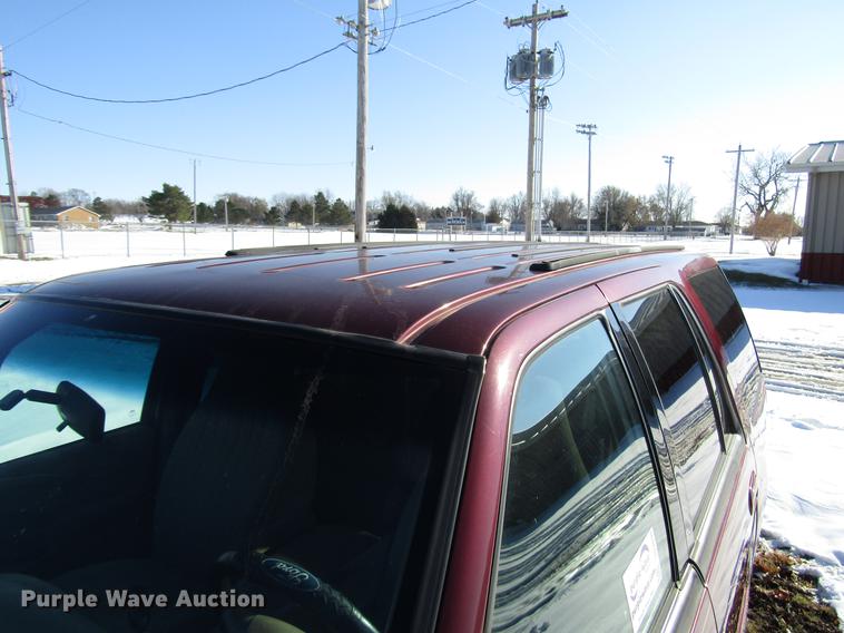 image for item DD3890 1998 Ford Expedition Eddie Bauer SUV