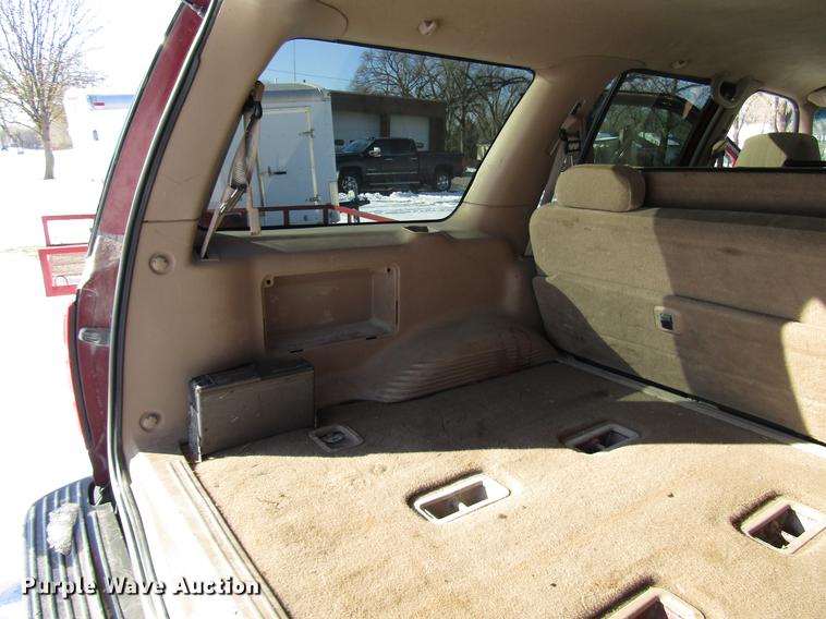 image for item DD3890 1998 Ford Expedition Eddie Bauer SUV