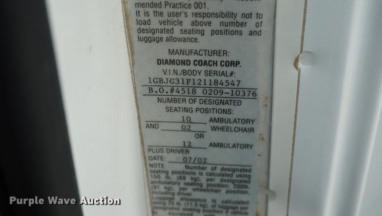 image for item DD6438 2002 Chevrolet Express G3500 shuttle bus