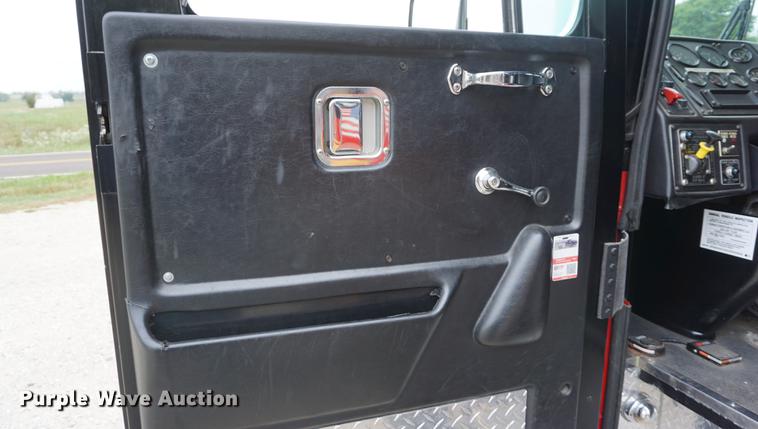 image for item DD6623 1994 HME Luverne fire truck