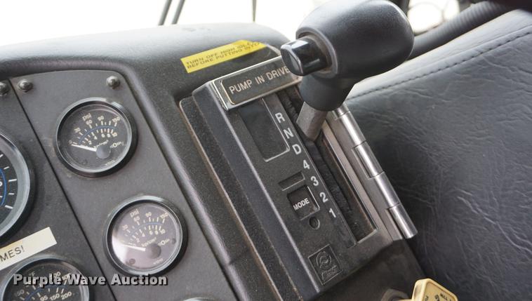 image for item DD6623 1994 HME Luverne fire truck